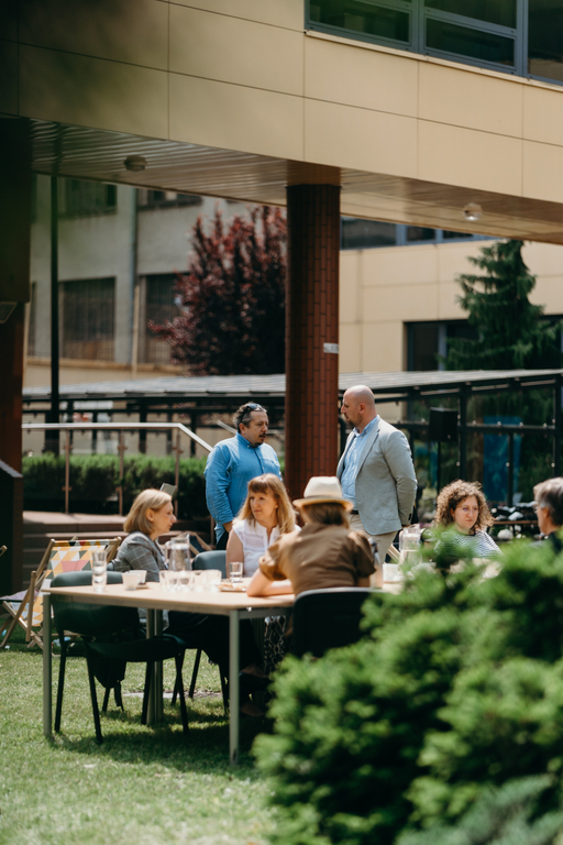 he meeting participants
