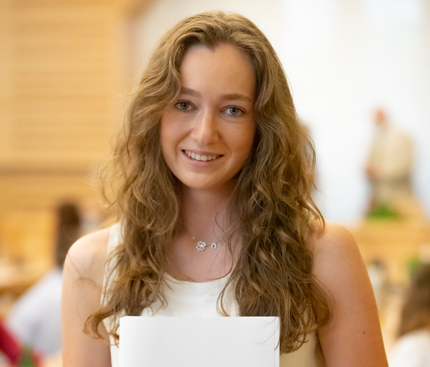 A student with a diploma of the Polish Investment and Trade Agency
