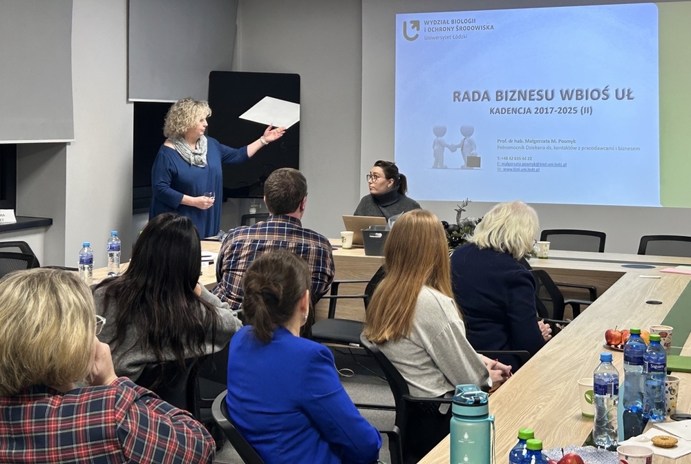 Prof. dr hab. Małgorzata Posmyk podczas prezentacji Rady Biznesu Wydziału BiOŚ Prof. dr hab. Małgorzata Posmyk podczas prezentacji Rady Biznesu Wydziału BiOŚ