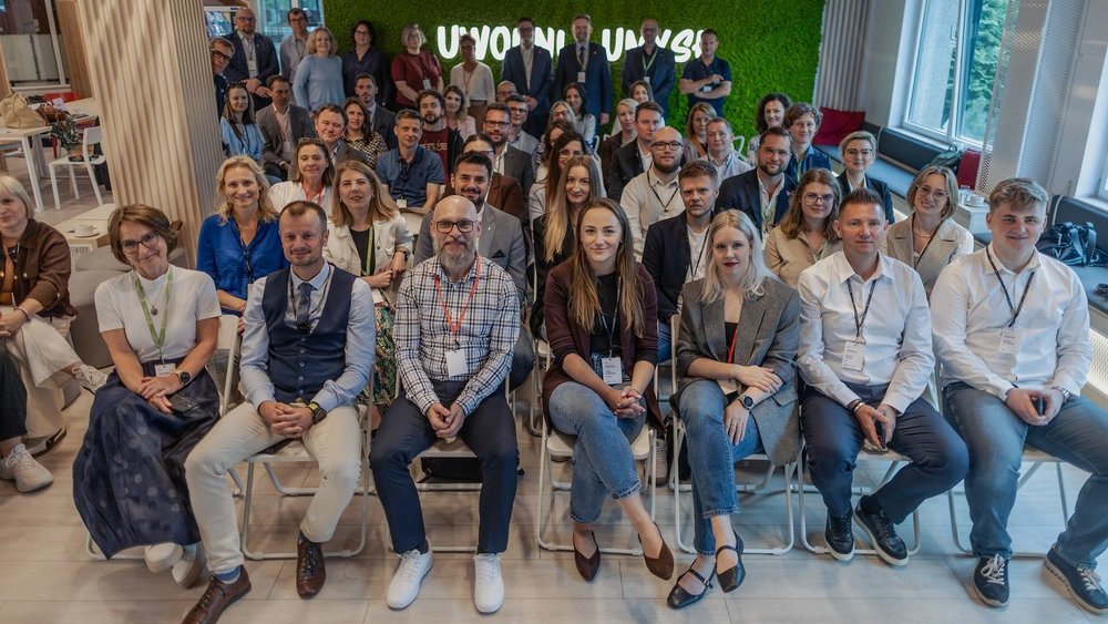 a group photo of the event participants