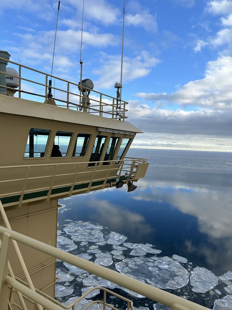 Zdjęcie statku badawczego