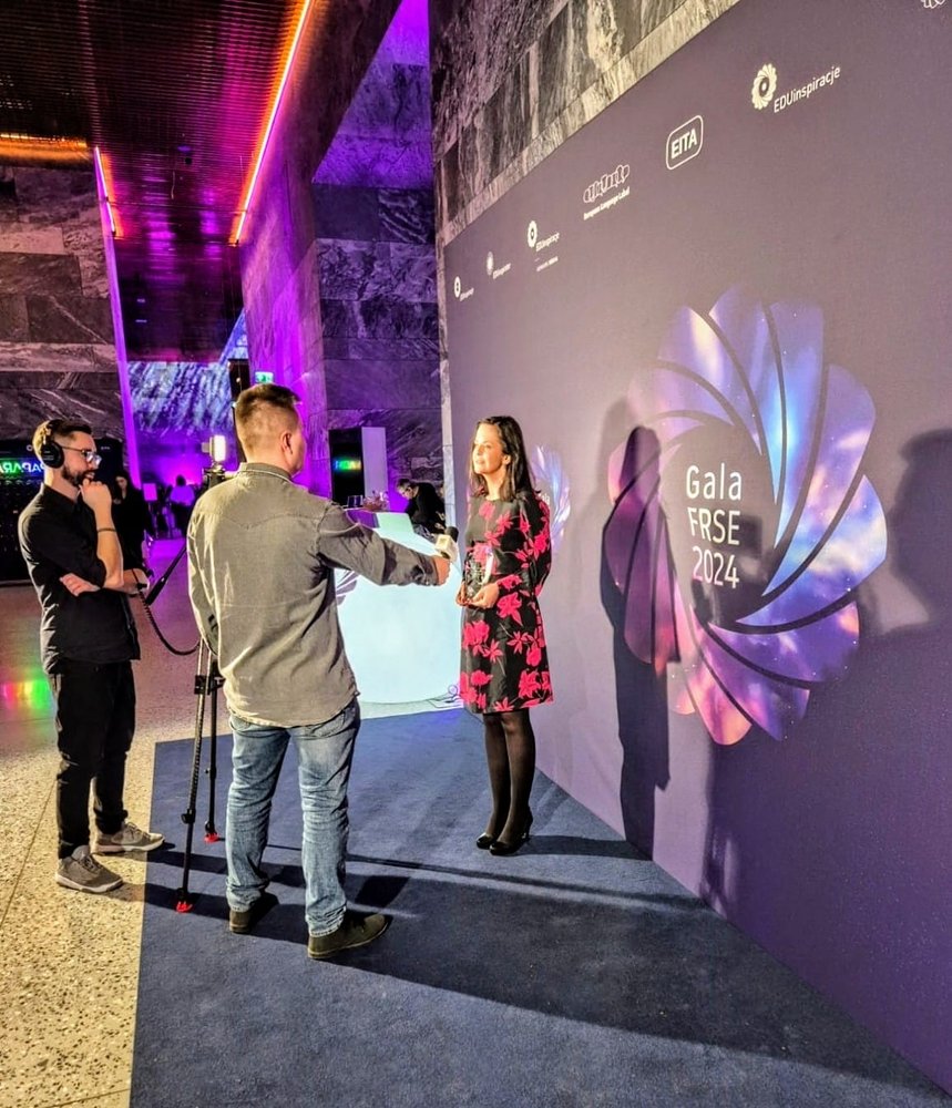 Dr Monika Tosik is giving an interview