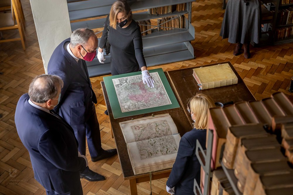Ambassador of Luxembourg during visiting the UL Library