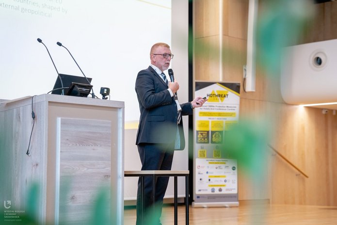 Konferencja prof. Bijaka