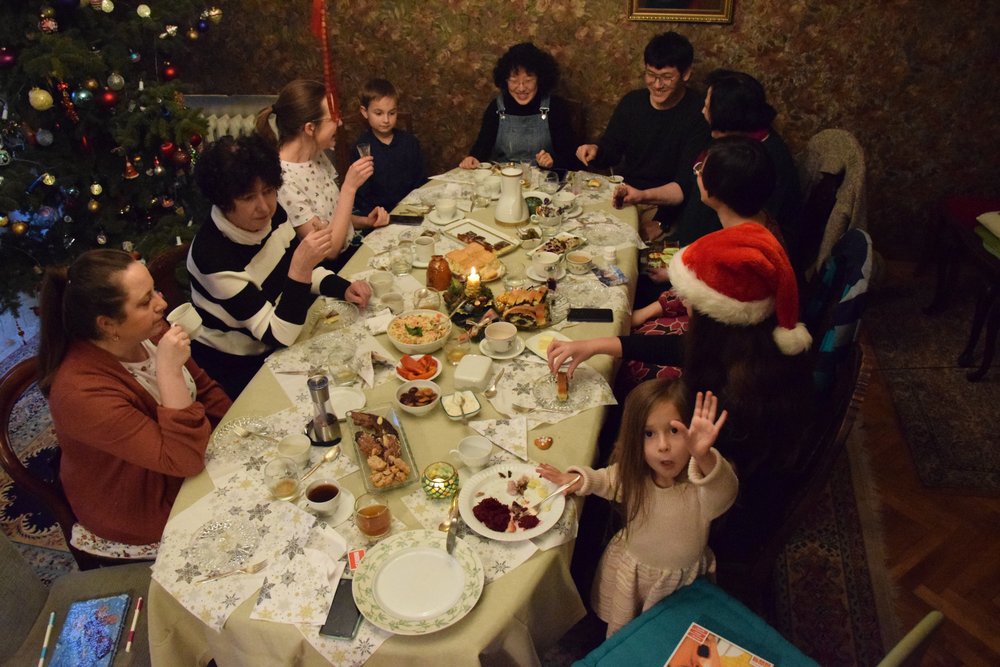 Christmas Guest campaign participants at a Christmas table