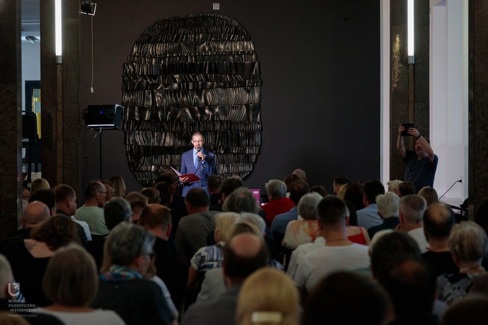 Dr Andrzej Kompa, Vice-Dean of the Faculty of Philosophy and History, University of Lodz