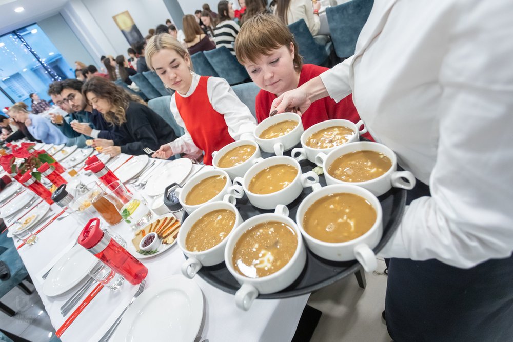 uroczyste obiady wigilijne dla zagranicznych studentów UŁ
