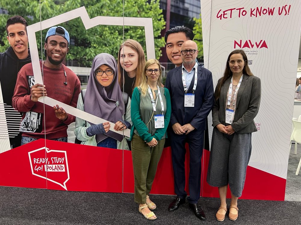 Representatives of the University of Lodz with Paweł Bitdorf, Honorary Consul of Poland in Perth