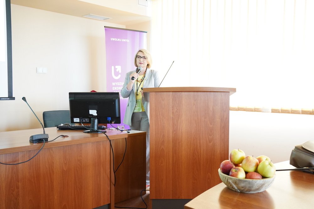 Seminar of the University of Lodz Science Hub