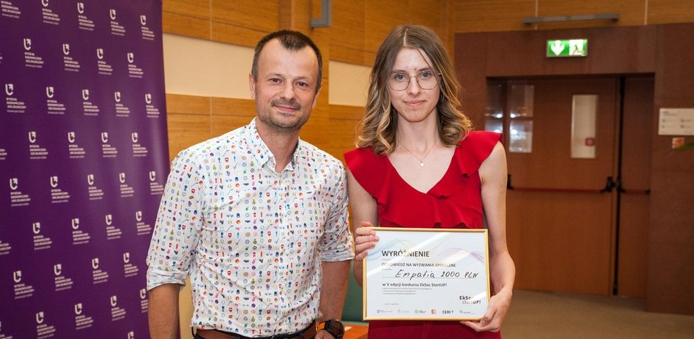 Winners and members of the Jury of the Eksoc StartUP! competition