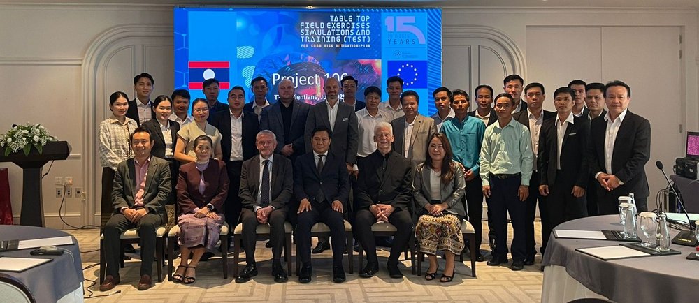 Zdjęcia ze spotkania w Laosie