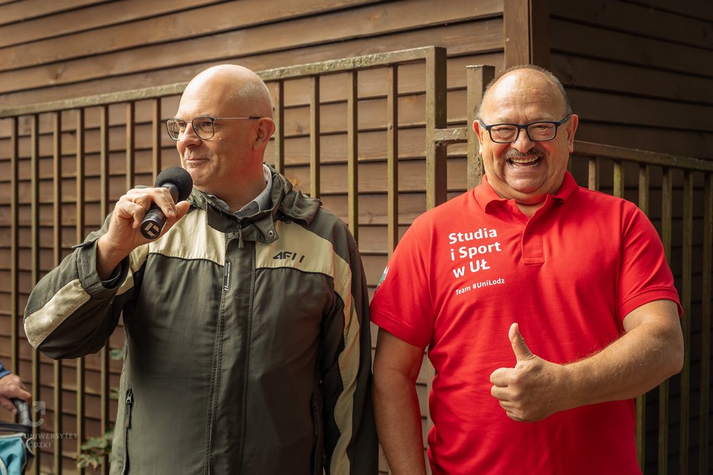prof. Robert Zakrzewski i Lech Leszczyński podczas uroczystego otwarcia biegu