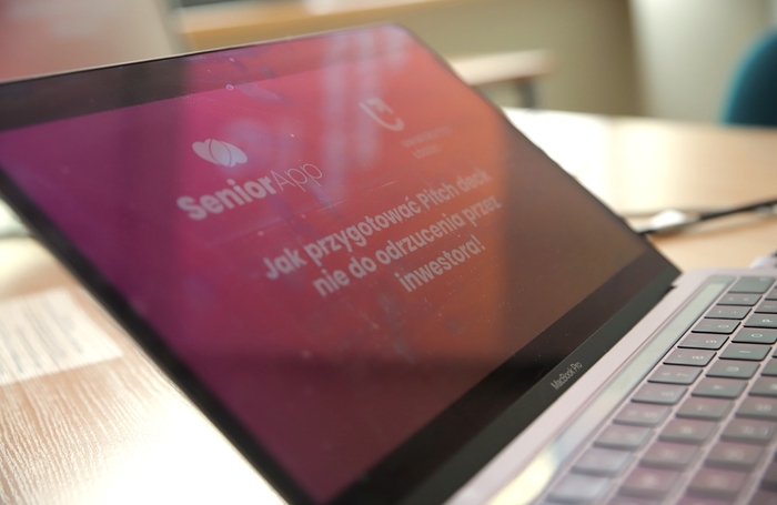 Presentation on a laptop